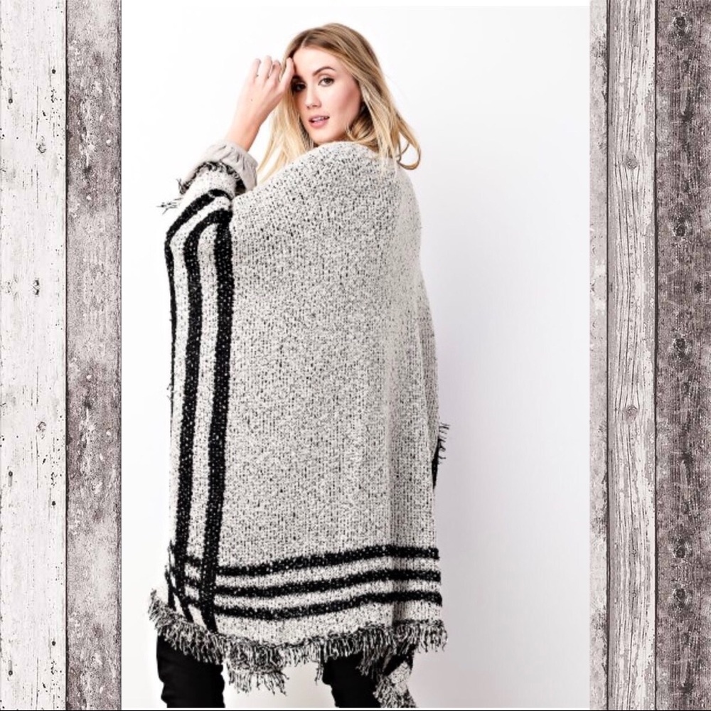 Black & Grey Sweater Poncho Shawl! - Picture 4 of 5